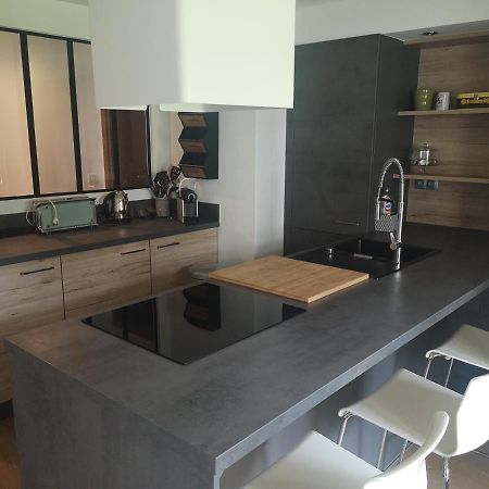 Appartement Meuble Tout Confort Scionzier Exterior photo